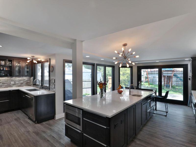 70 S Gould Road , Columbus, OH 43209 Photo 15