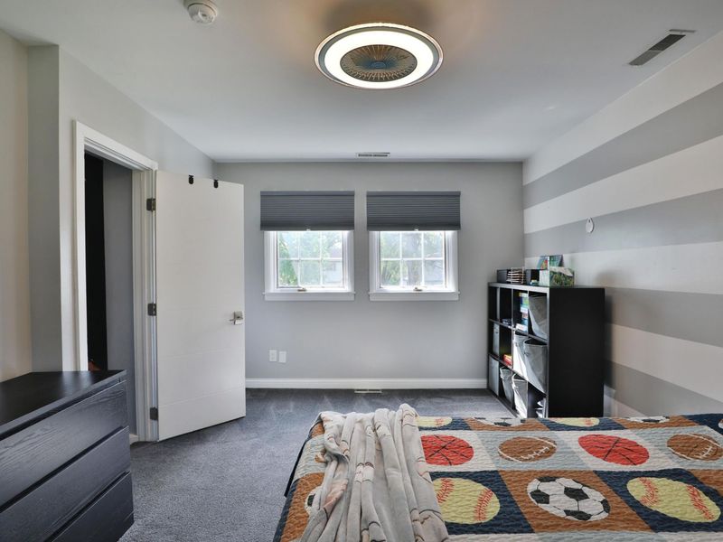 70 S Gould Road , Columbus, OH 43209 Photo 28