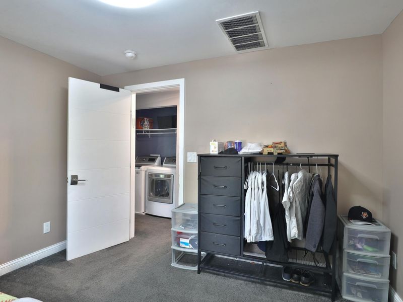 70 S Gould Road , Columbus, OH 43209 Photo 31