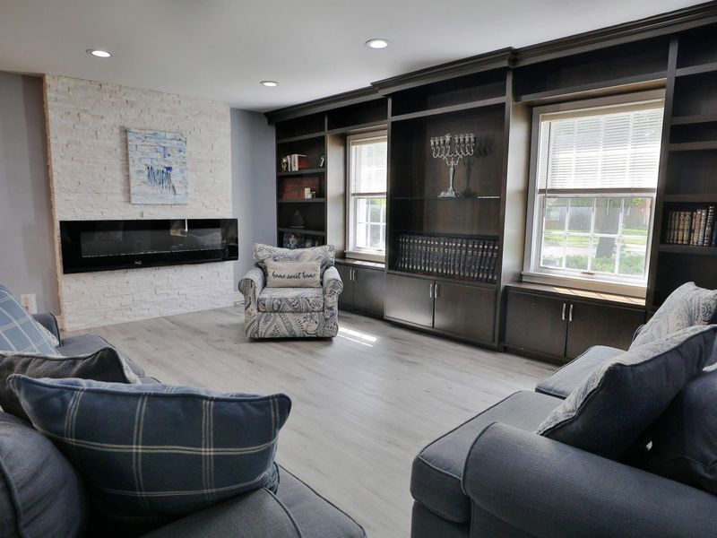 70 S Gould Road , Columbus, OH 43209 Photo 9