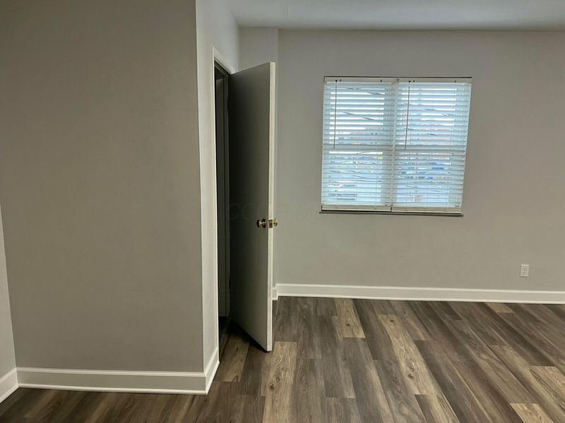 111 W Wheeling Street , Unit 210, Lancaster, OH 43130 Photo 4