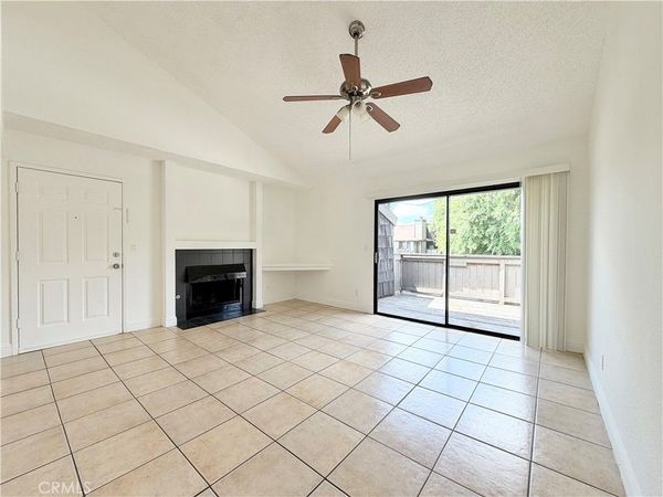 1190 S Winery Avenue, Unit 289, Fresno, CA 93727
