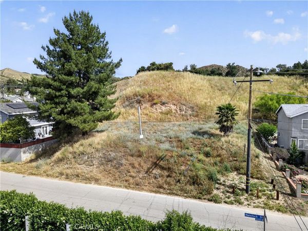 0 HUNSTOCK Street, Val Verde, CA 91384