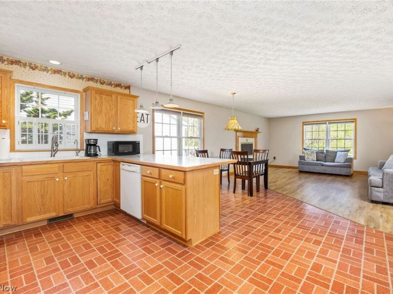 249 Waverly Avenue, Wadsworth, OH 44281 Photo 8