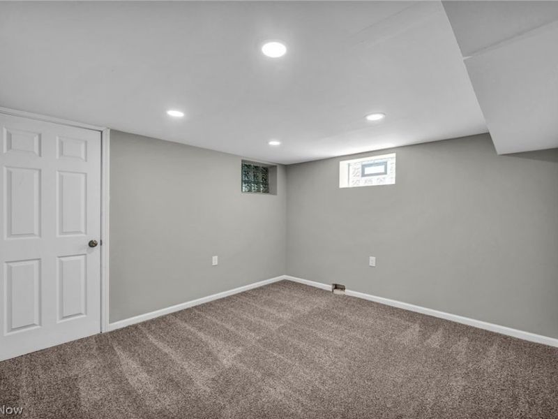 36553 Center Ridge Road , North Ridgeville, OH 44039 Photo 41