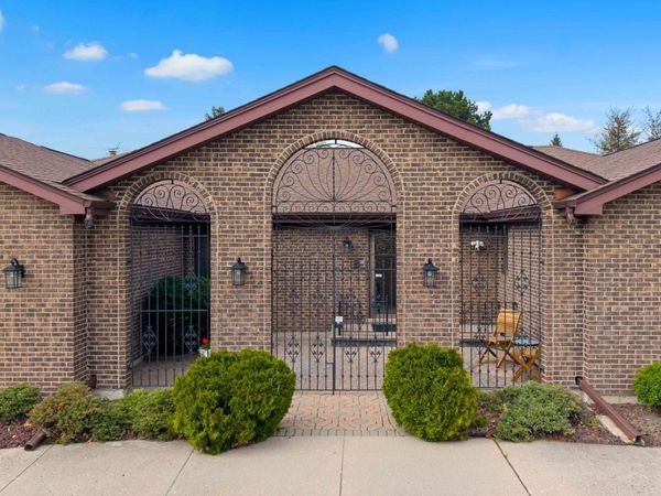 3720 Liberty Lane , Glenview, IL 60025