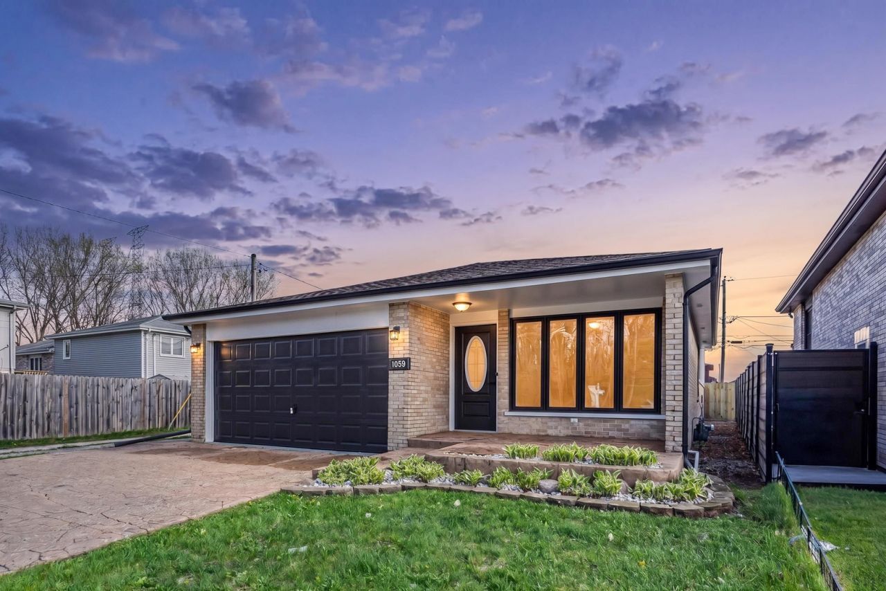 1059 CLEVELAND Avenue , Calumet City, IL 60409