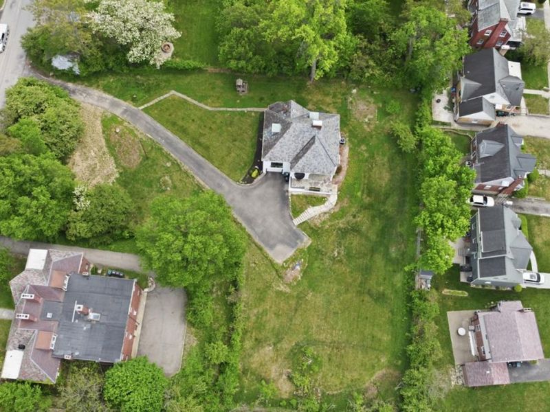 3515 Ravenwood Avenue, Cincinnati, OH 45213 Photo 3