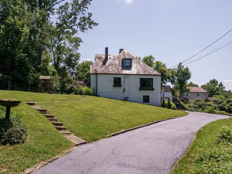 3515 Ravenwood Avenue, Cincinnati, OH 45213 Photo 3