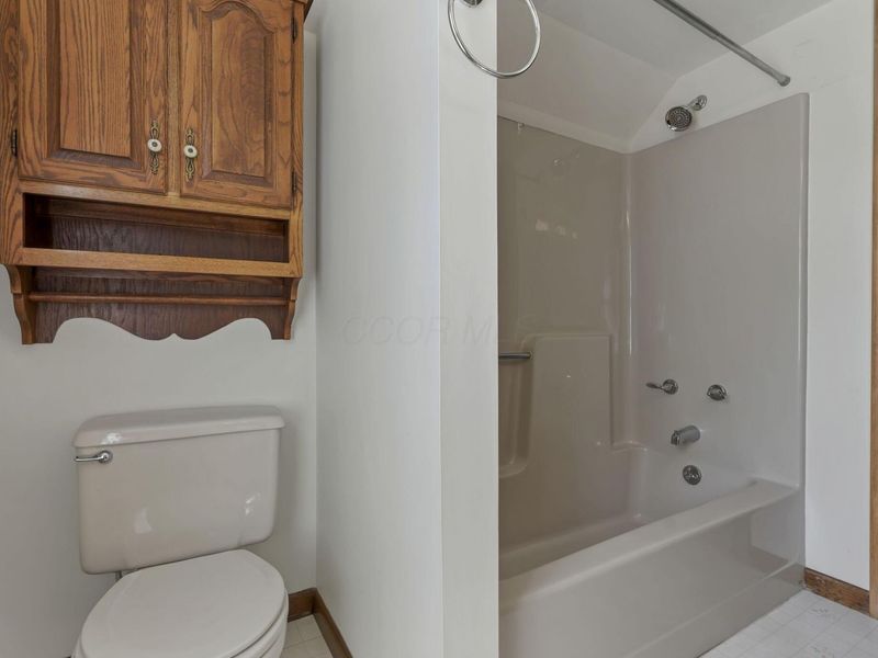 134 Berwick Drive, Lancaster, OH 43130 Photo 34