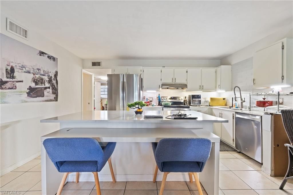 4300 Gulfstream Dr, Unit 1C, Naples, FL 34112 Photo