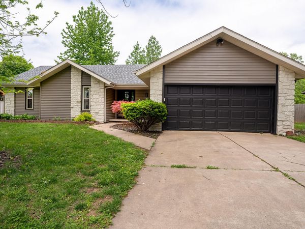 303 Raintree Street , Nixa, MO 65714