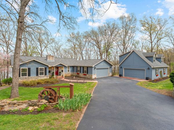 26884 Pine Bluff Lane , Golden, MO 65658