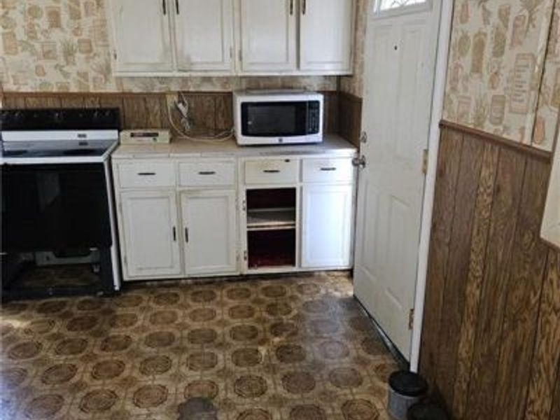 719 Kirk Lynne Street, Dayton, OH 45403 Photo 4