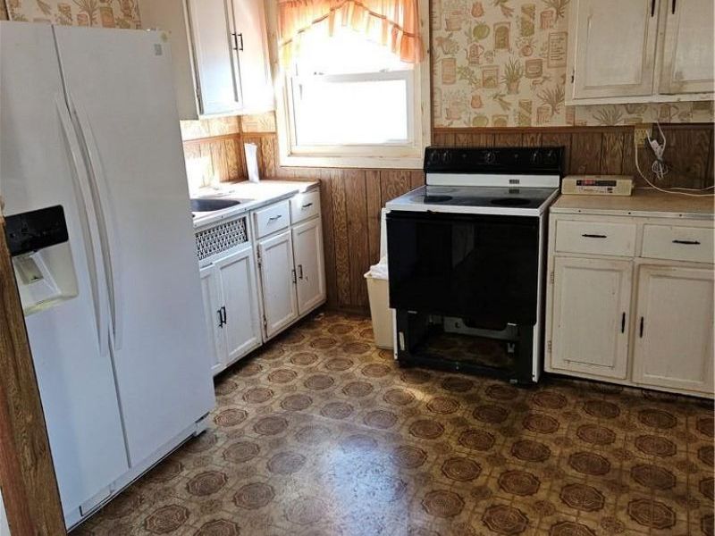 719 Kirk Lynne Street, Dayton, OH 45403 Photo 5