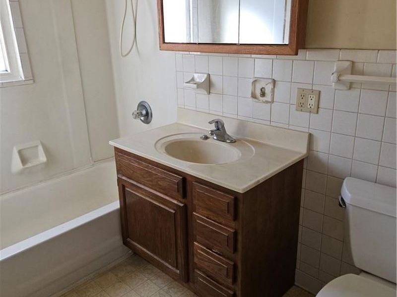 719 Kirk Lynne Street, Dayton, OH 45403 Photo 6