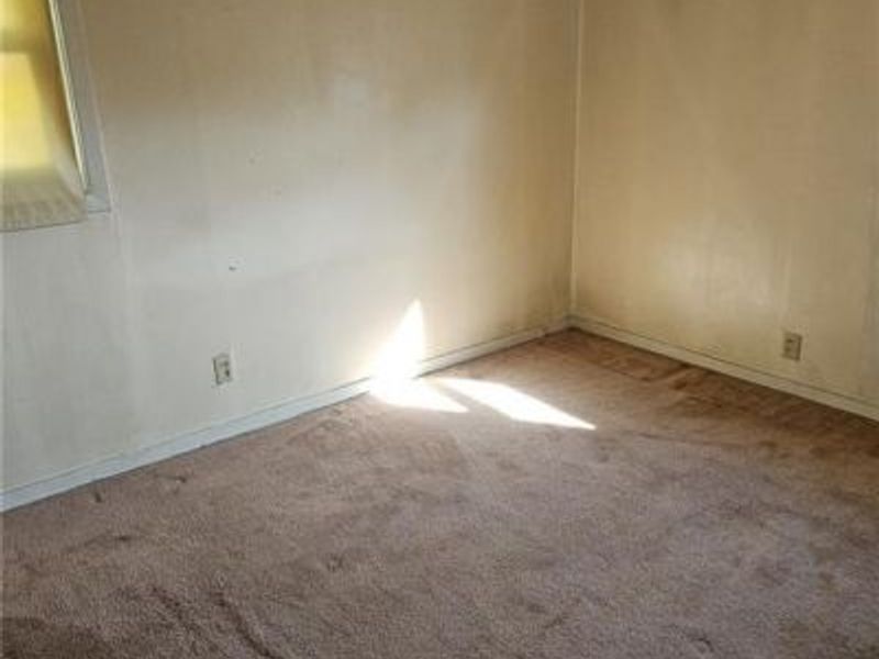 719 Kirk Lynne Street, Dayton, OH 45403 Photo 8