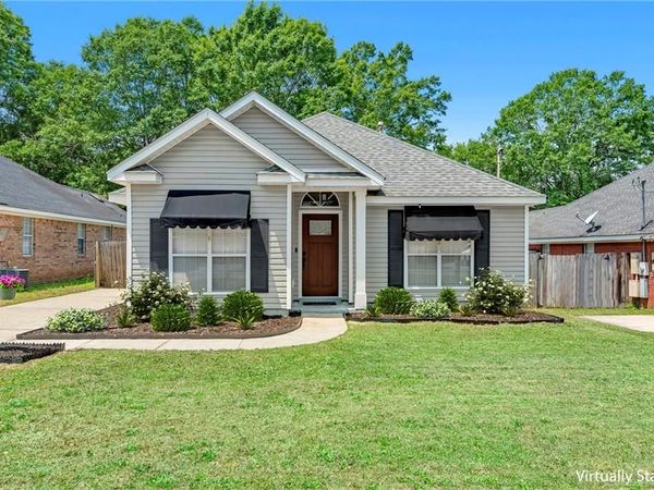 956 Henckley Avenue , Mobile, AL 36609