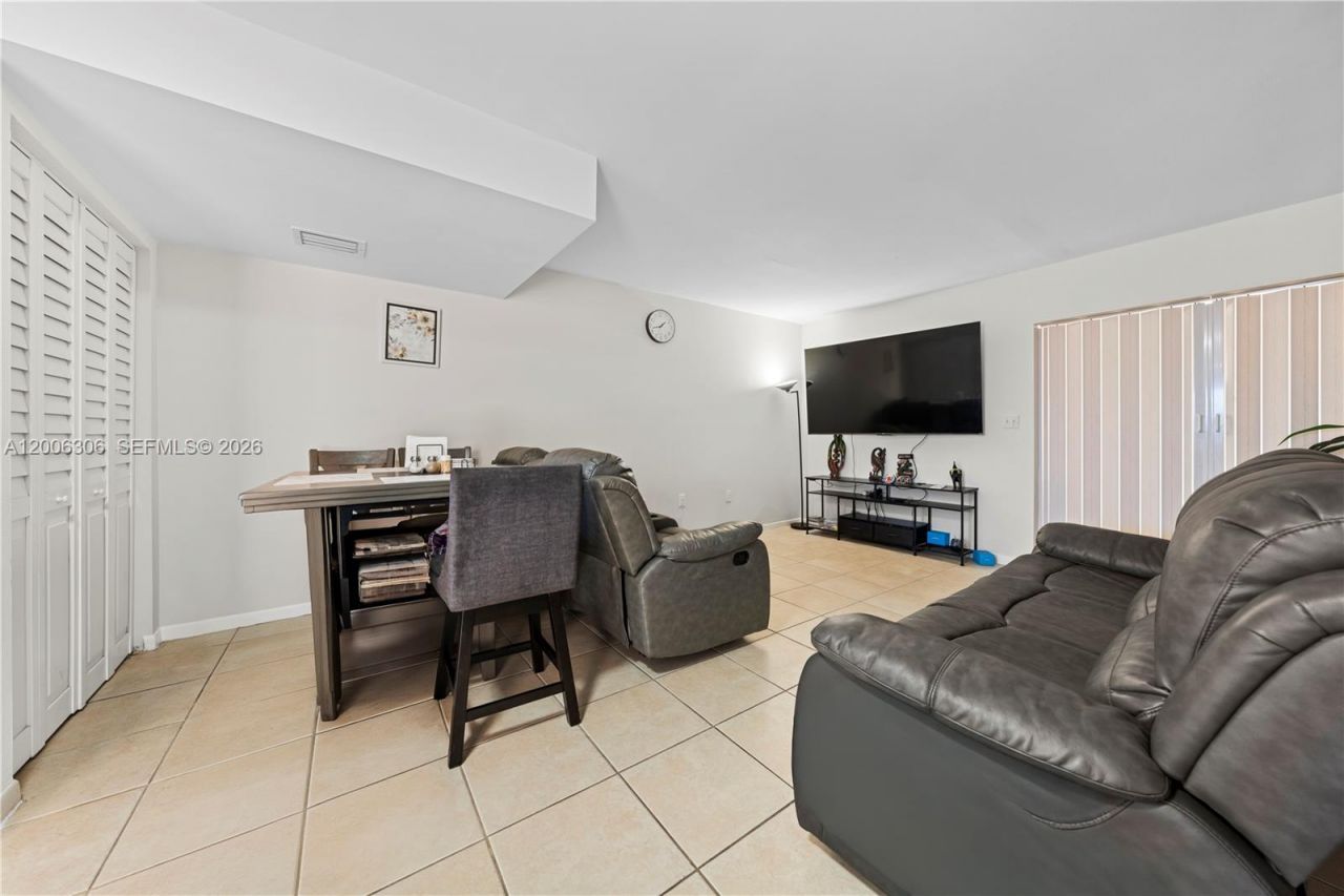 9011 NE 4th Ave Rd , Unit 9011, Miami Shores, FL 33138 Photo
