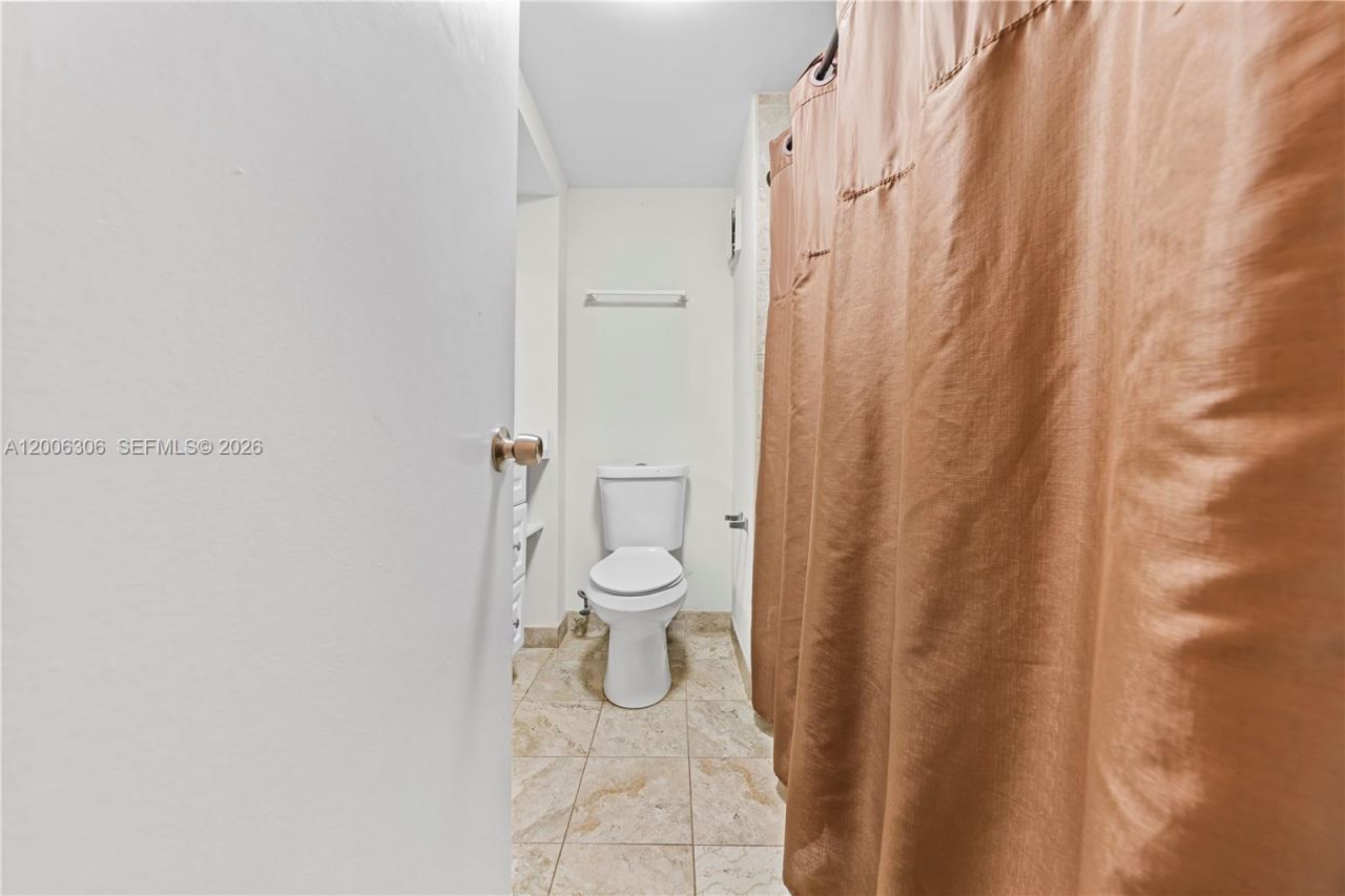 9011 NE 4th Ave Rd , Unit 9011, Miami Shores, FL 33138 Photo