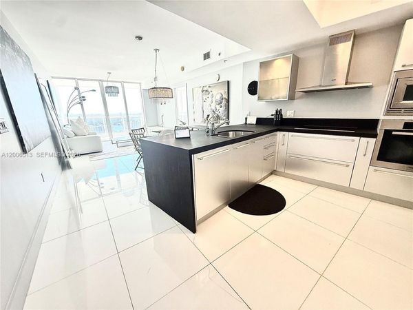 18201 Collins Ave , Unit 5105, Sunny Isles Beach, FL 33160