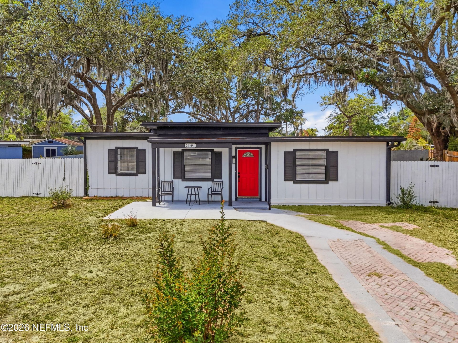 6144 Fordham Circle W, Jacksonville, FL 32217 Main Photo