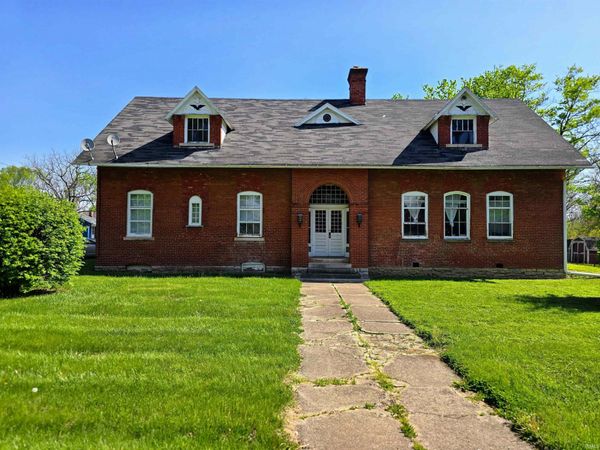 1526 S Burlington Drive, Unit 1 and 2, Muncie, IN 47302