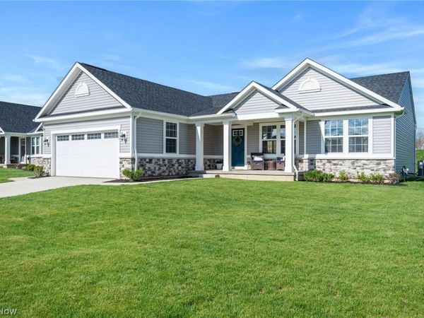 775 Goodland Circle NW, Canal Fulton, OH 44614