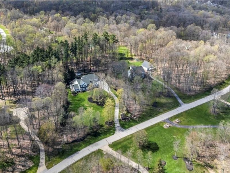 11280 Beechnut Lane, Chardon, OH 44024 Photo 5