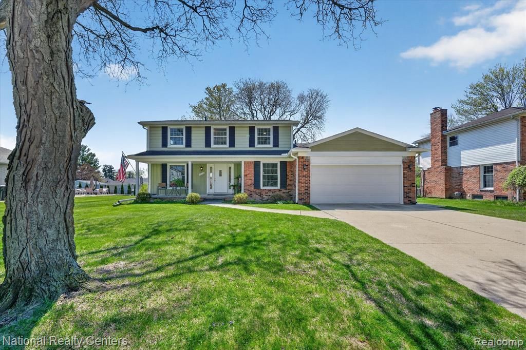 35419 Curtis Road, Livonia, MI 48152 Main Photo