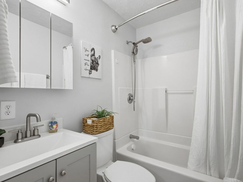 421 Alexander Drive, Dayton, OH 45403 Photo 17