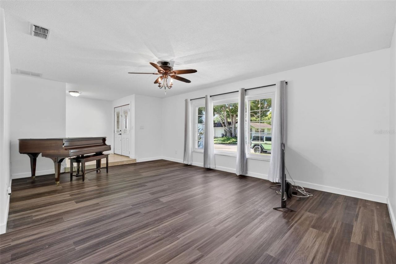 2102 Winnebego Trail, Fern Park, FL 32730 Photo