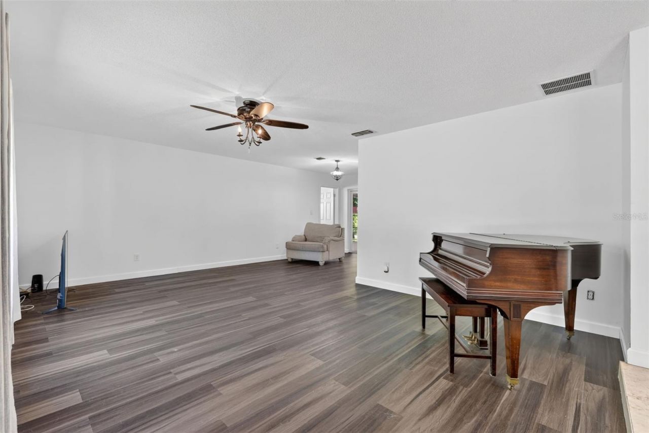 2102 Winnebego Trail, Fern Park, FL 32730 Photo