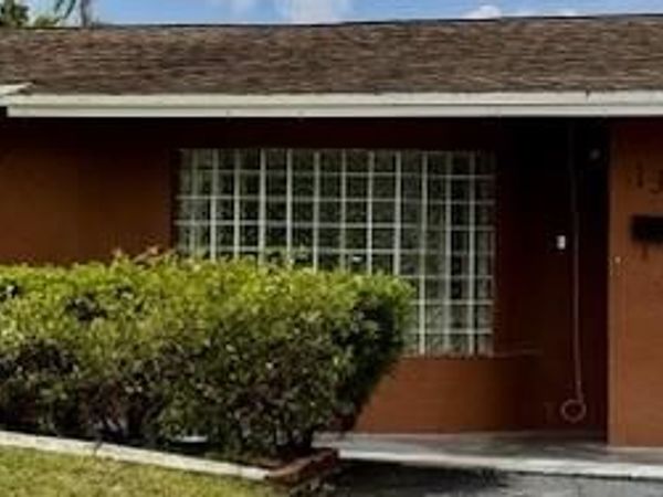 132 NW 15TH COURT , POMPANO BEACH, FL 33060