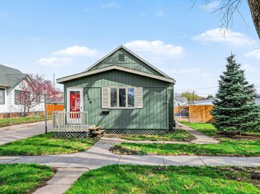 2324 AVENUE D, COUNCIL BLUFFS, IA 51501