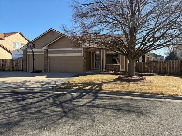 5372 YANK Way , Arvada, CO 80002
