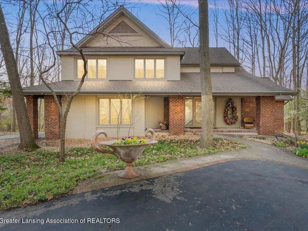 4279 Shadow Ridge, Okemos, MI 48864