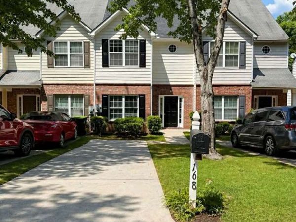 168 Brookview Drive, Riverdale, GA 30274