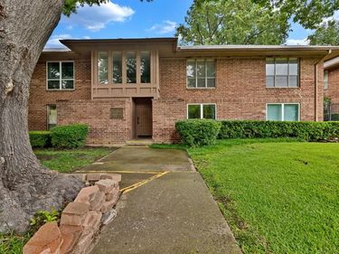 10536 Stone Canyon Road, Unit 216, Dallas, TX 75230