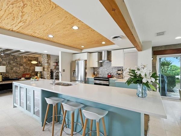 102 Bob White Avenue , Weatherford, TX 76086