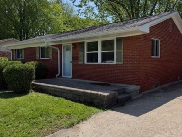 1449 Biloxi Lane , Beech Grove, IN 46107