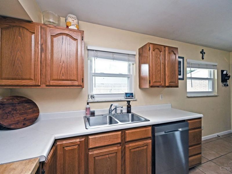 6910 Rutherford Court, Colerain Township, OH 45239 Photo 13