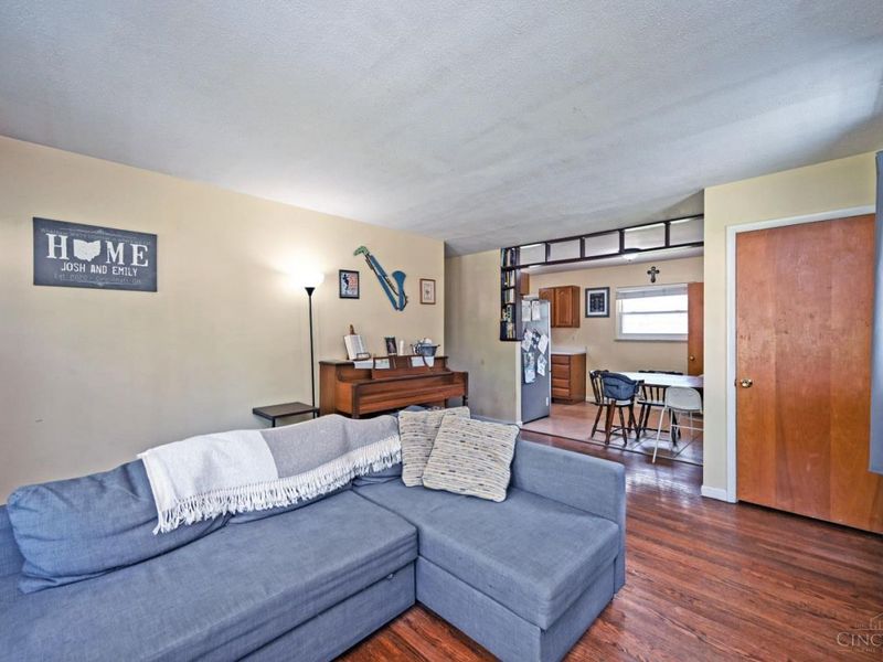 6910 Rutherford Court, Colerain Township, OH 45239 Photo 4