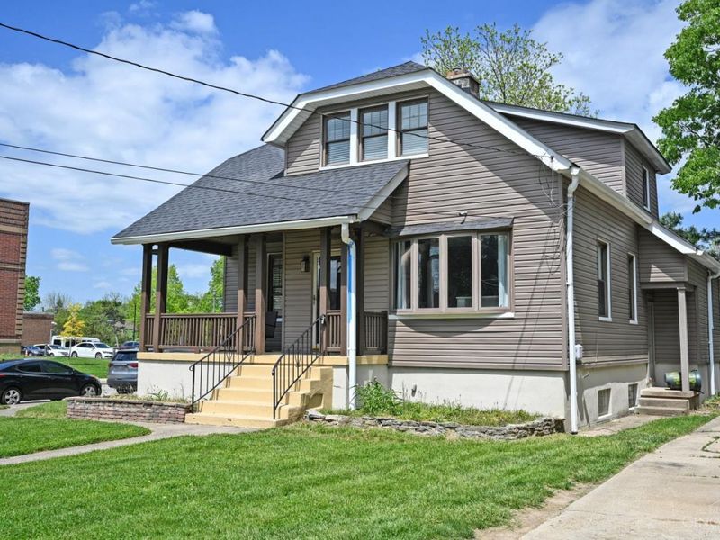 1602 Rose Place, Cincinnati, OH 45237 Photo 2