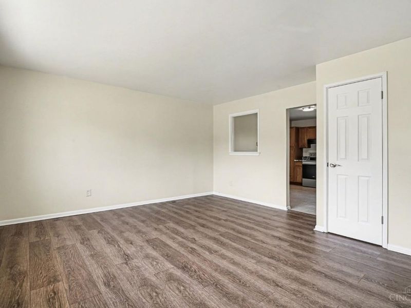 766 Hargrove Way, Forest Park, OH 45240 Photo 10