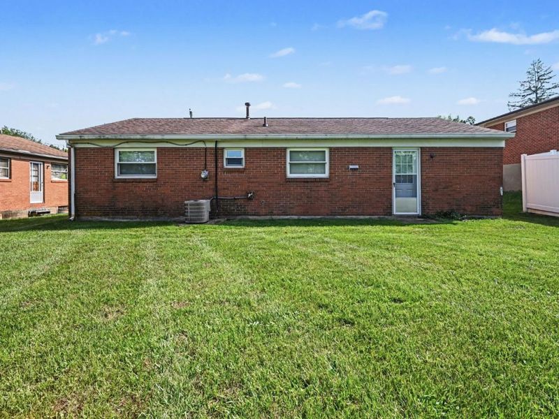 766 Hargrove Way, Forest Park, OH 45240 Photo 4