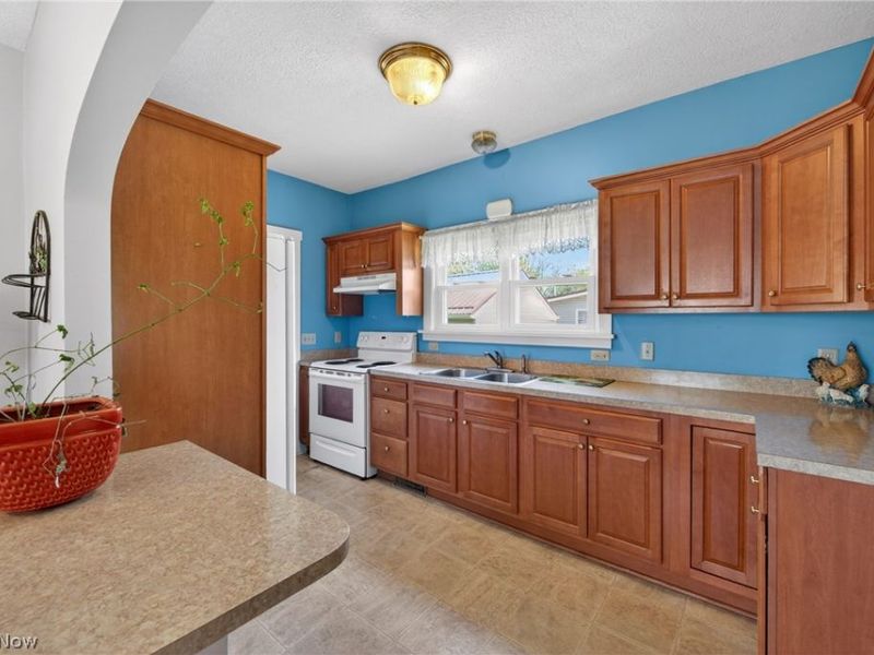 713 W Oak Street, Orrville, OH 44667 Photo 11