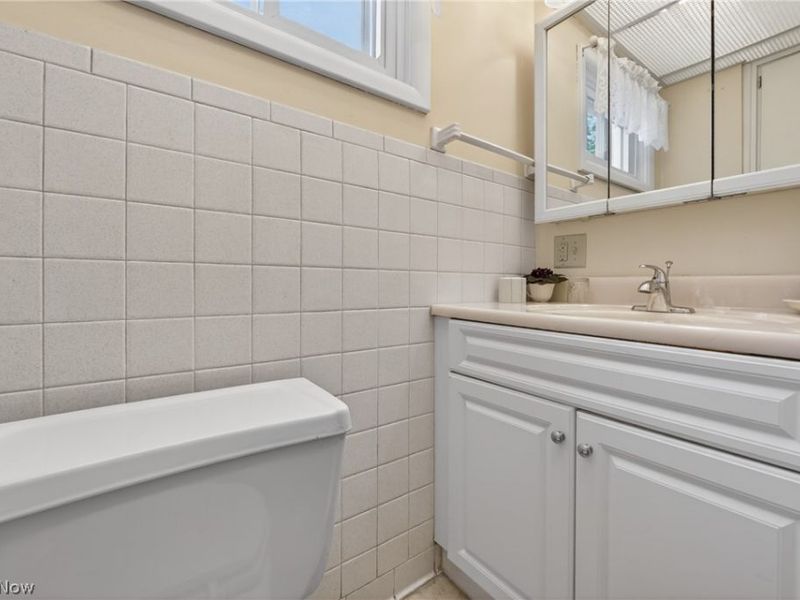 713 W Oak Street, Orrville, OH 44667 Photo 22