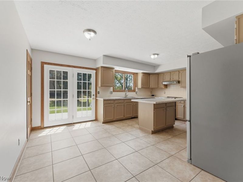 3700 Farnham Street NW, North Canton, OH 44720 Photo 11