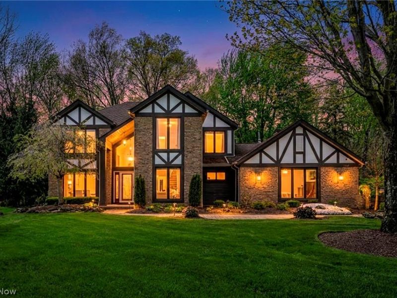 3640 Parson Pond Circle, Westlake, OH 44145 Photo 1